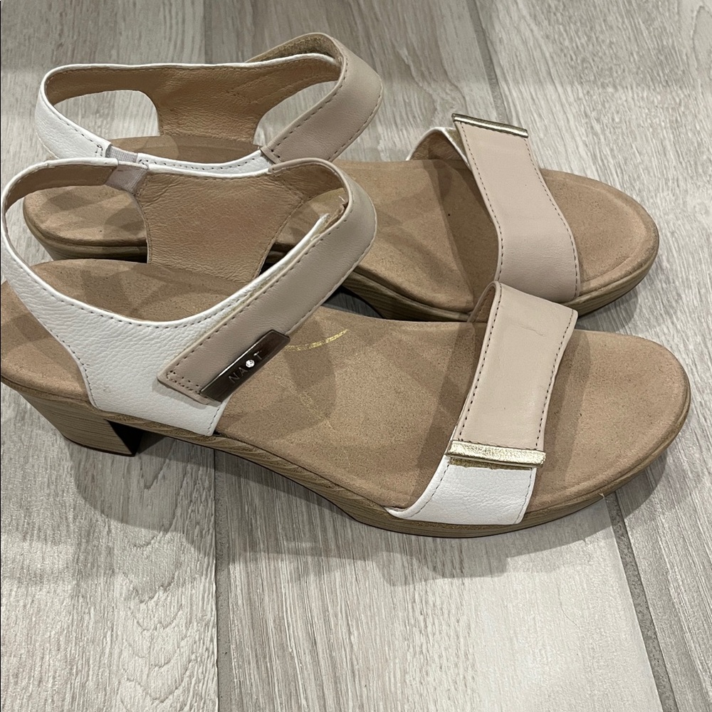 NAOT Women’s Sandals Podiatrist Approved White, Beige, Gold-Size 41-US 10 - Picture 3 of 11